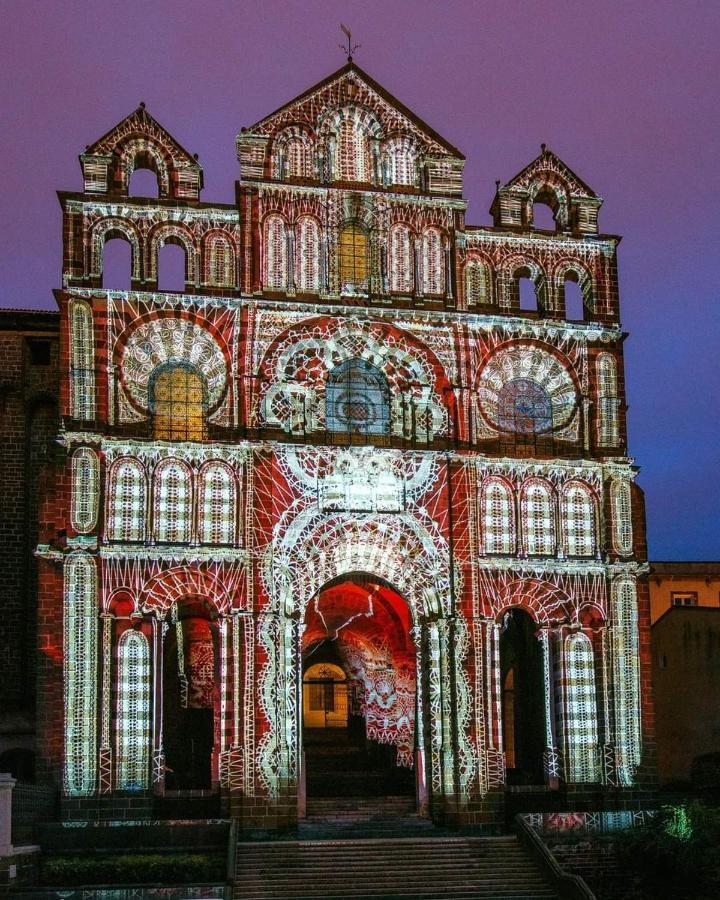 Апартаменты Le Raphael Centre Historique Le Puy-en-Velay Экстерьер фото